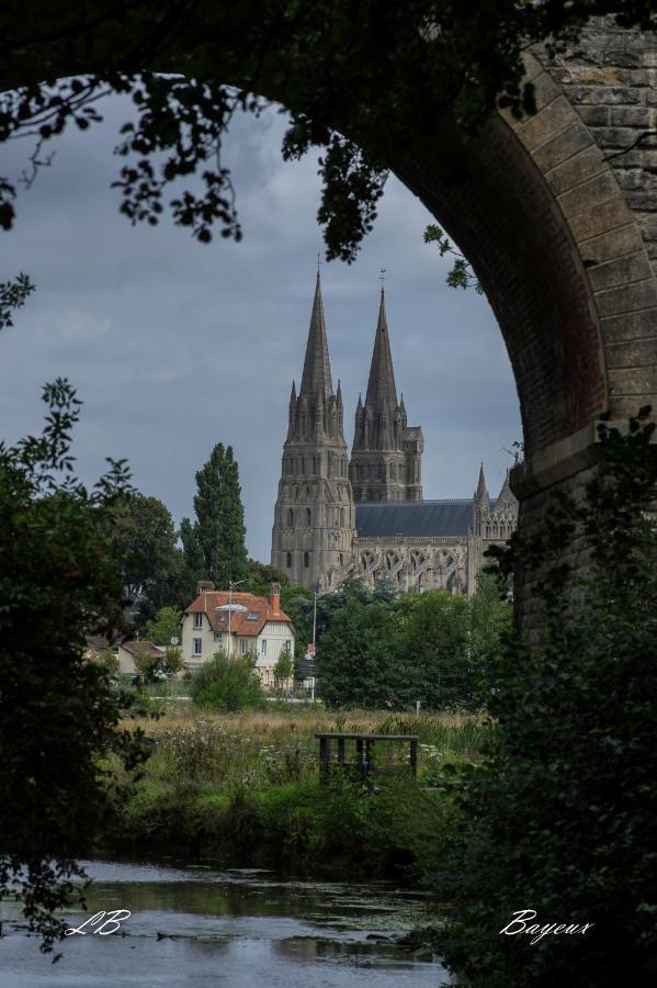 Pierre De Lune Bayeux Exterior photo